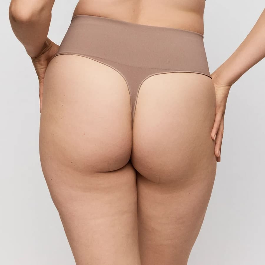 Faja tanga talle alto compresión media, nudda de primadonna.