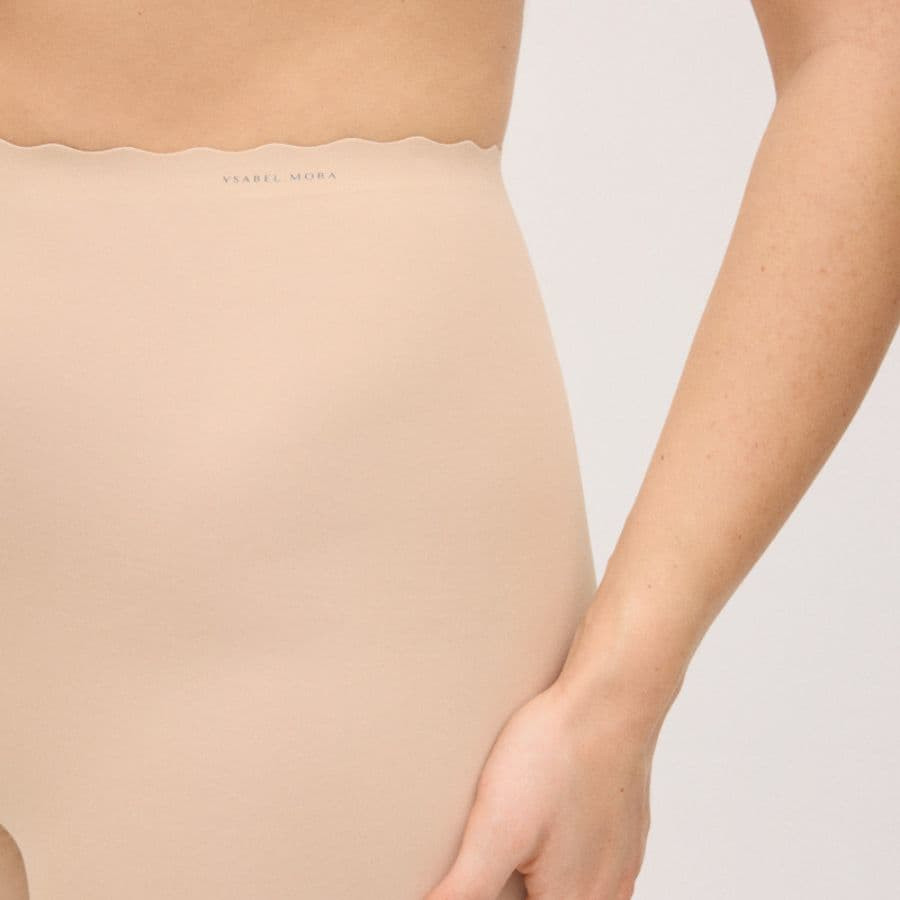 Invisible Anti-Chafing Shorts with Light Control, ysabel mora.