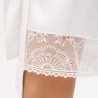 Bata de Novia de Manga Larga con Encaje de Ysabel mora. Bata de Novia de Manga Larga con Encaje de Ysabel mora.