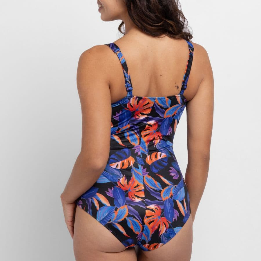Vybe Shaping Swimsuit, dorina.