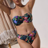 Conjunto bikini sin tirantes, barbade de sans complexe. Conjunto bikini sin tirantes, barbade de sans complexe.