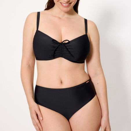 Conjunto bikini reductor copa d y e, beach de ysabel mora.