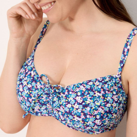 Conjunto bikini reductor copa d y e, flowers de ysabel mora.