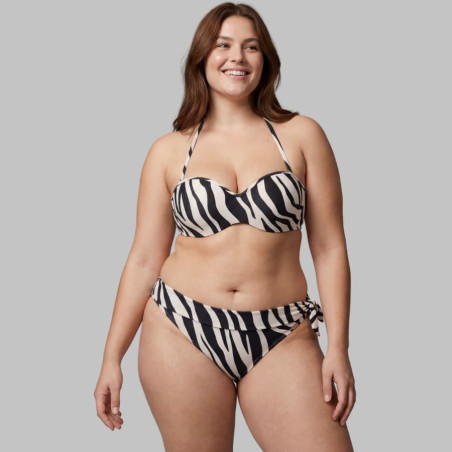 Conjunto bikini sin tirantes, copa d, ysabel mora.