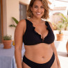 Bikini top, non wired, non padded, singular swim. Bikini top, non wired, non padded, singular swim.