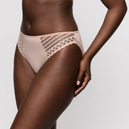 medium briefs, twist side, primadonna twist.