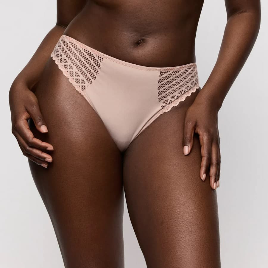 medium briefs, twist side, primadonna twist.