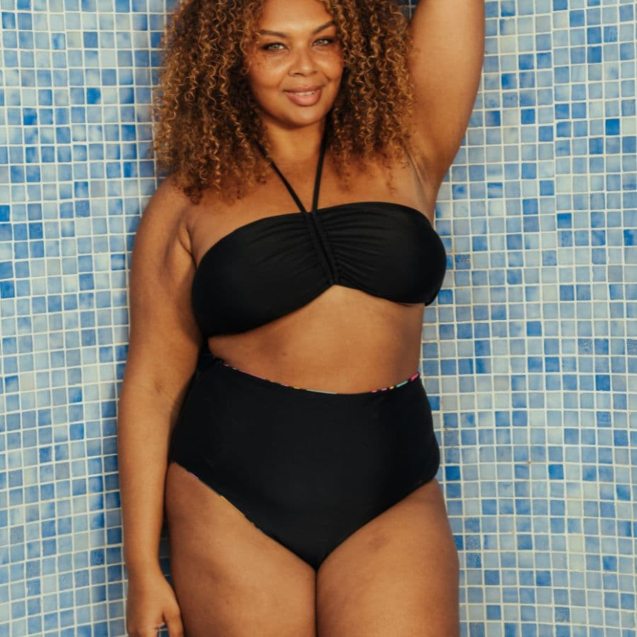 Conjunto bikini bandeau de Singular Swim.