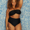 Conjunto bikini bandeau de Singular Swim. Conjunto bikini bandeau de Singular Swim.