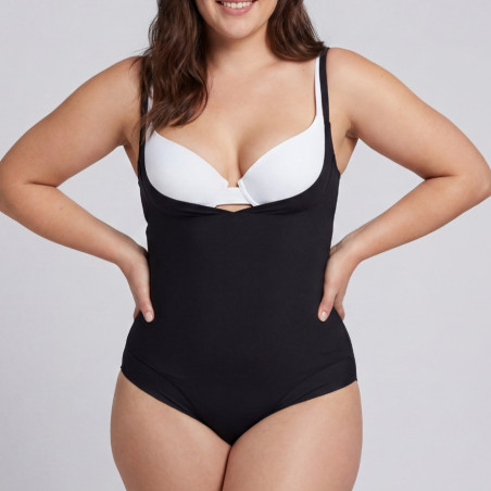 Perfect Curves Shaping Body by Janira.