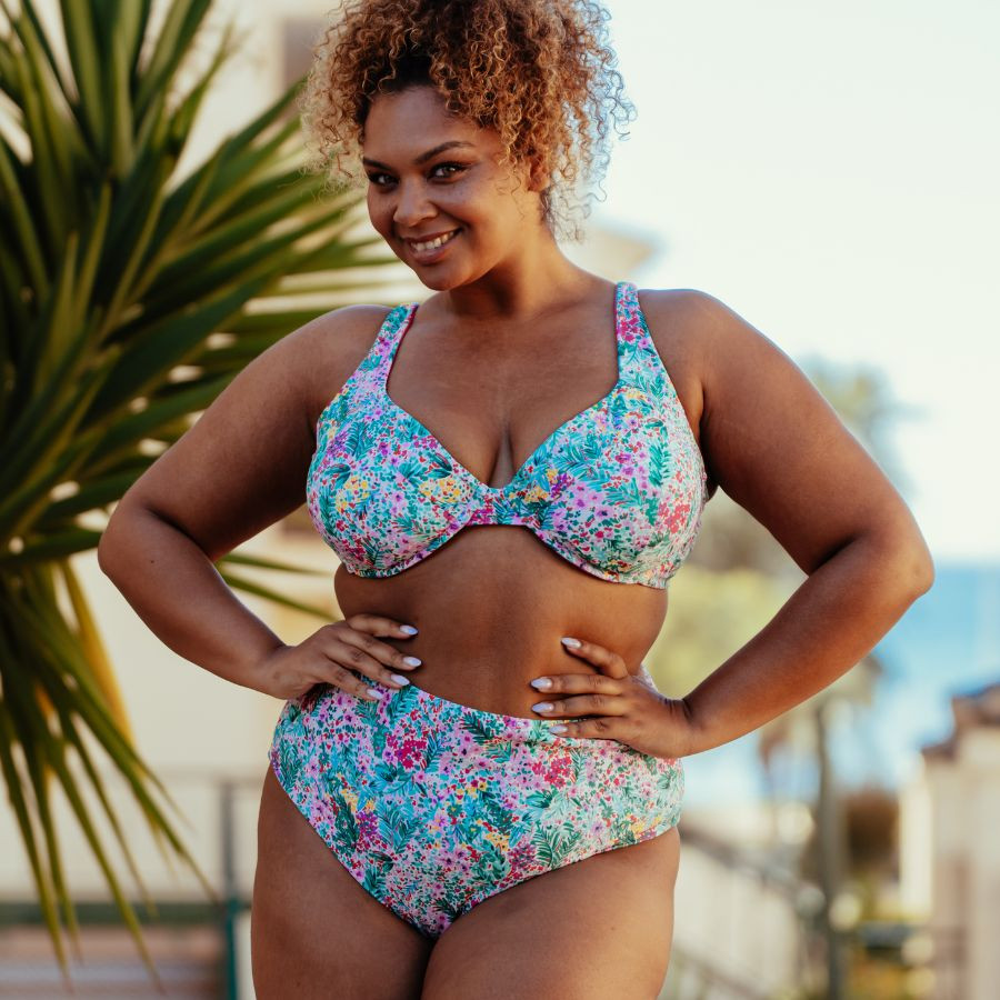 Reversible bikini full briefs, singular swim.