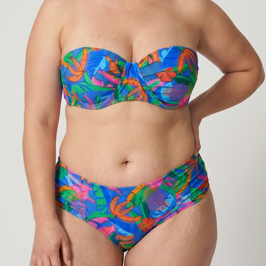 Conjunto bikini sin tirantes copa c, palms de ysabel mora.