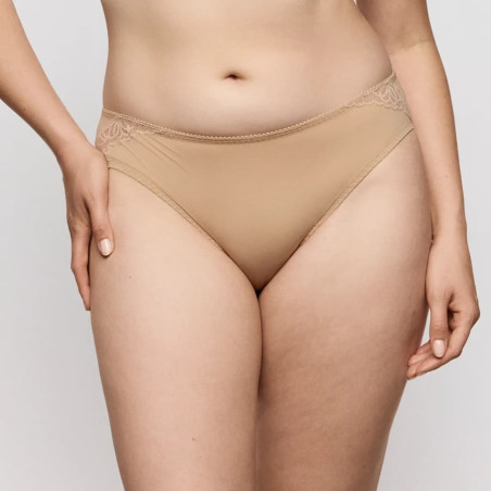 Medium briefs, salerno, primadonna.