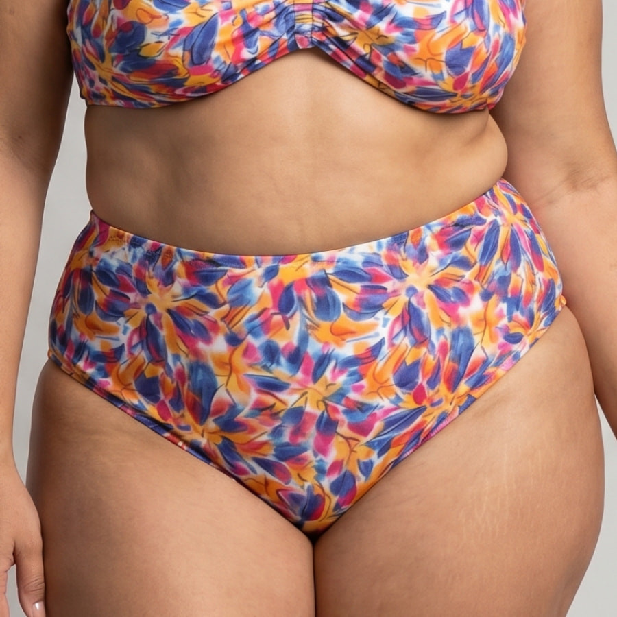 Bikini full briefs, print colors, singular swim.